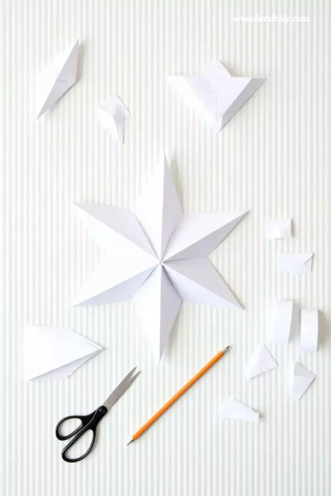Classic Six-Point Snowflake