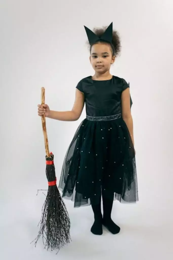 Classic Witch Costume